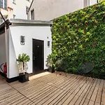 Hostel Eiffel