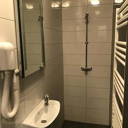 Hostel Eiffel *